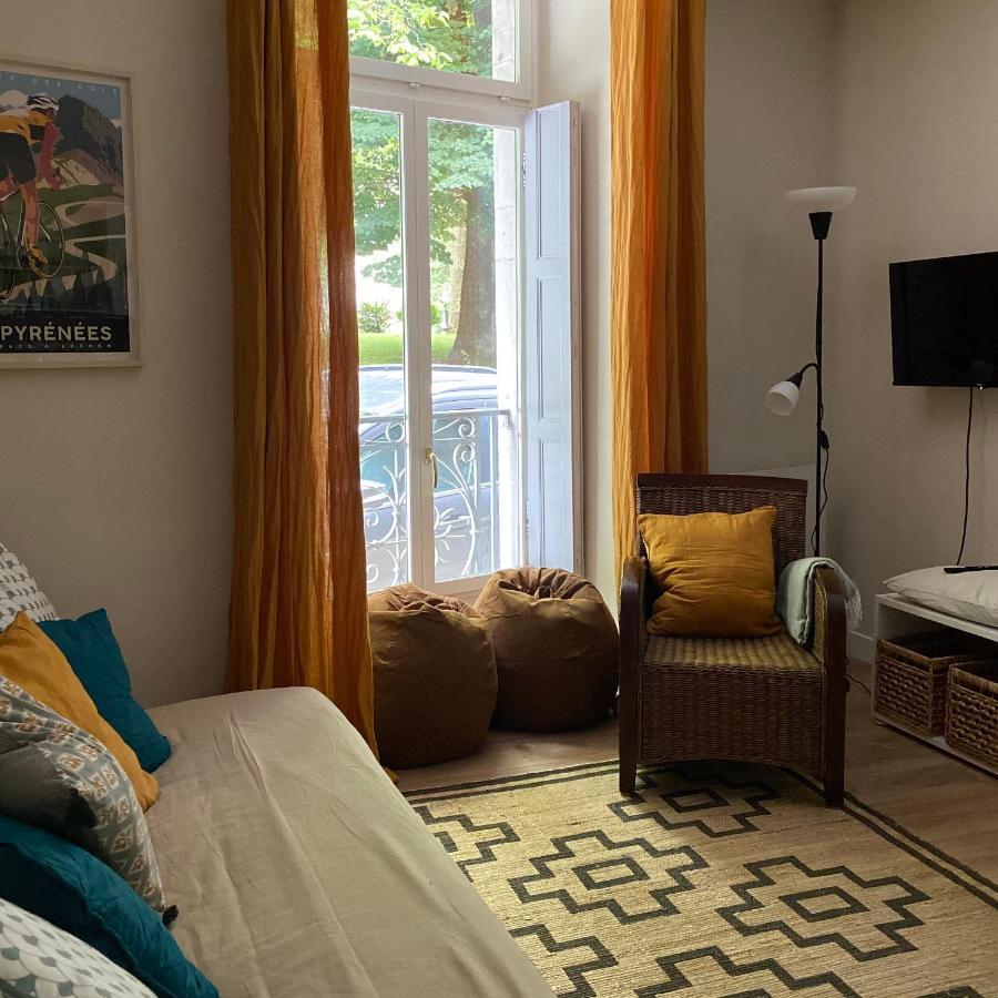 Fantastic Ground Floor Apartment Opposite Thermes Bagnères-de-Luchon Esterno foto